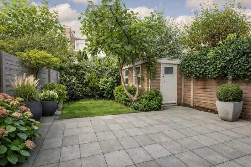 After: gestylede visualisatie opgeruimde tuin